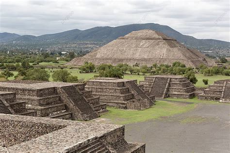 The Pyramid Of The Sun Vacation Pyramid Of The Sun Aztec Photo Background And Picture For Free ...