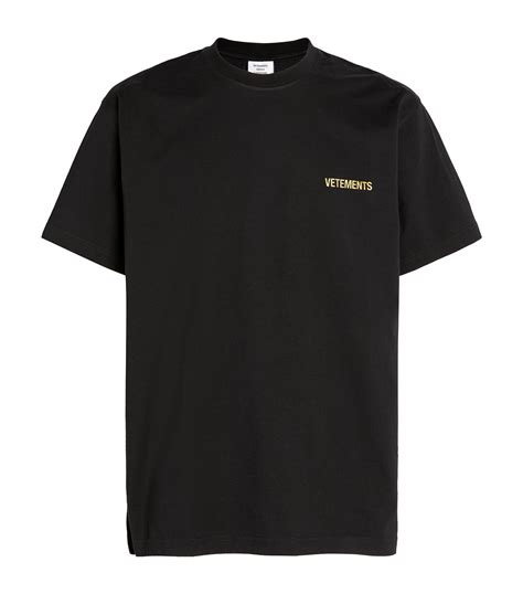 VETEMENTS Logo T-Shirt | Harrods US