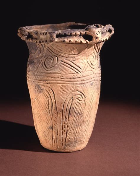 Jomon pottery (Illustration) - World History Encyclopedia