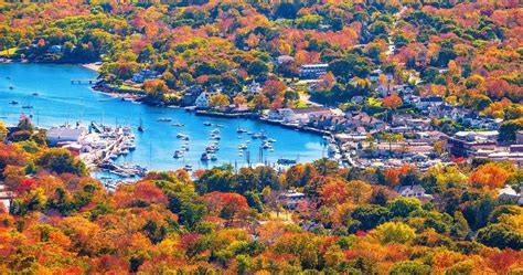 This Charming Seaside Town In Maine is the Perfect (and Safest) Place ...