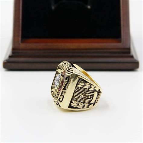 MLB 1975 Cincinnati Reds World Series Championship Replica Ring