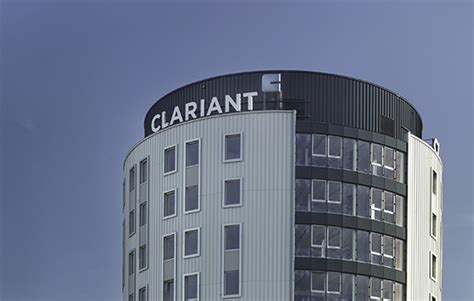 Clariant completes sale of its Pigments business