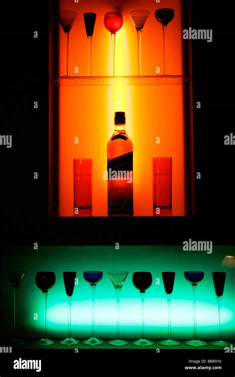 Toulouse nightlife hi-res stock photography and images - Alamy