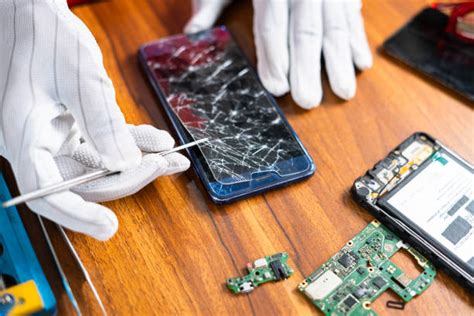 How iPhone Screen Repair & Technology Will Evolve In Future