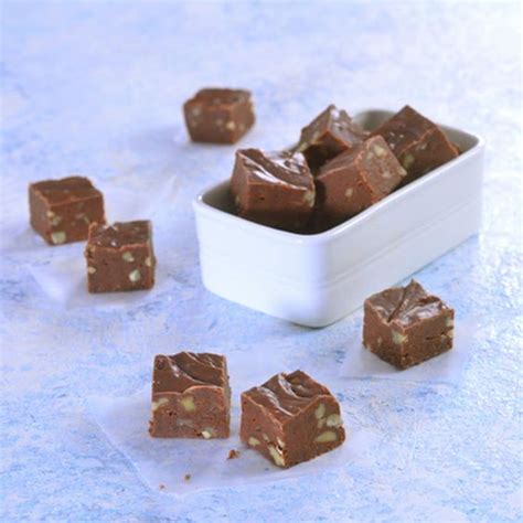 carnation milk evaporated milk marshmallow creme fudge microwave recipe – Microwave Recipes