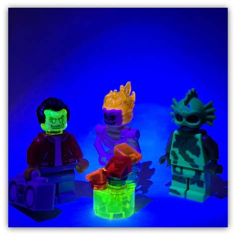 LEGO After Dark: Glow in the Dark LEGO Pieces