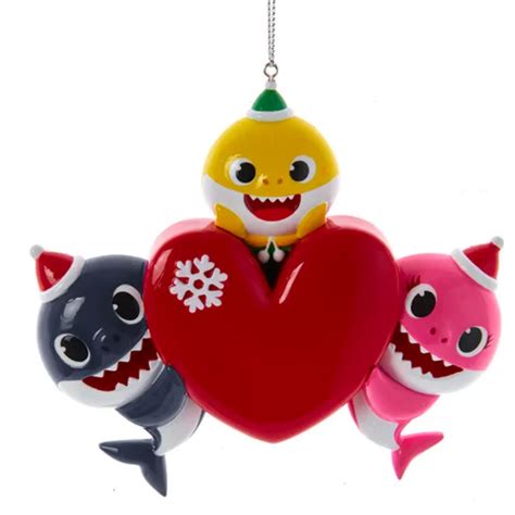 Baby Shark Ollie and Family Personalized Ornament Canada | RetroFestive.ca