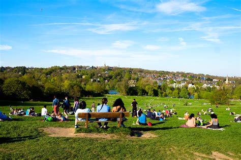 Three London Parks Among The Best Picnic Spots In The UK