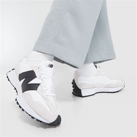 Mens White & Black New Balance 327 Trainers | schuh