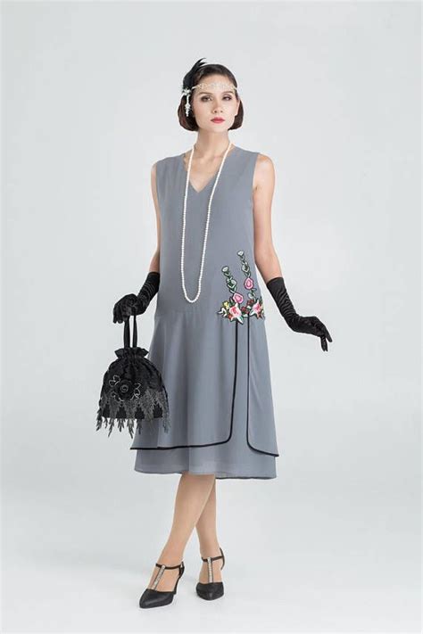 1920s party dress in grey with floral embroidery, Roaring 20s costume, Lady Mary dress, grey ...