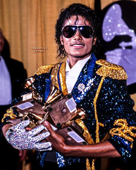 Tess | MJ Fan ⚡️ on Instagram: “ LEGEND 📸: Michael Jackson setting a record by winning 8 grammys ...