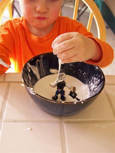 oobleck-non-newtonian-fluid - Create in the Chaos