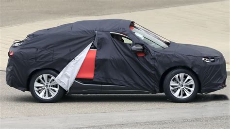 2023 Audi Q6 e-tron Sportback spied - Automotive Daily