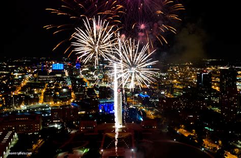 Memorial Day Fireworks at Liberty Memorial Kansas City - Eric Bowers ...