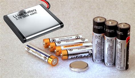 Difference Between Cell and Battery | Linquip