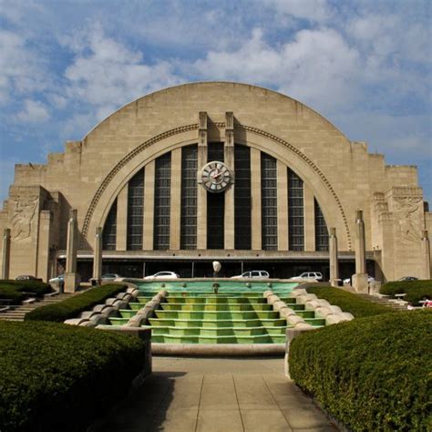 Cincinnati Union Terminal (1933) | Cincinnati, Amazing architecture ...