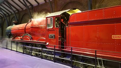 Banco de imagens : vermelho, veículo, transporte público, Harry potter ...