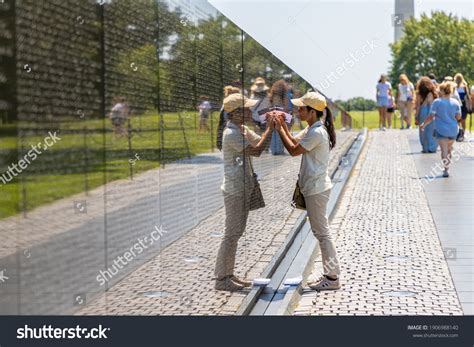 Vietnam Veterans Memorial Hand On Wall Images: Browse 38 Stock Photos & Vectors Free Download ...