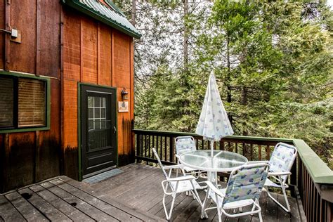 Forest Cabin in Shaver Lake, California