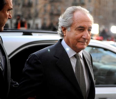 Bernie Madoff, who ran the world's largest Ponzi scheme, is dead - ABC News