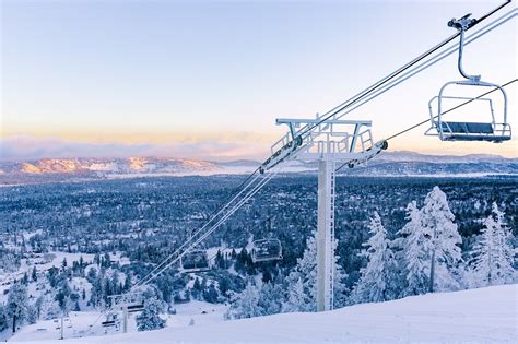 How do you get on and off a Ski Lift? | New To Ski