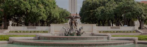 University of Texas Student Housing • Student.com