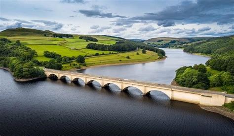 Summer holidays: Top 10 best walks in the Peak District revealed - from ...