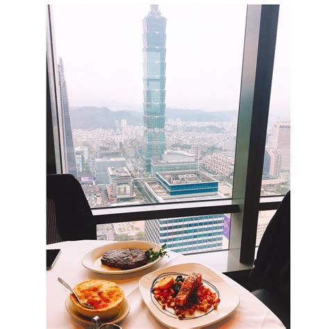 10 Restaurants In Taipei, Taiwan With The Best Unobstructed High Rise Views