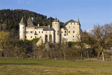 Schloss Frauenstein in Carinthia Stock Image - Image of gothic, hill: 86221173