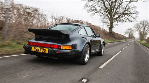 Driving the classics: Porsche 930 Turbo (1987) review | CAR Magazine