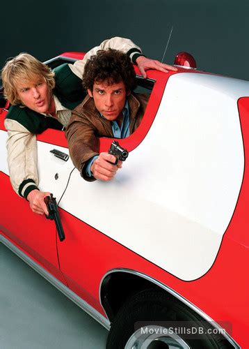 Starsky And Hutch - Promo shot of Owen Wilson & Ben Stiller