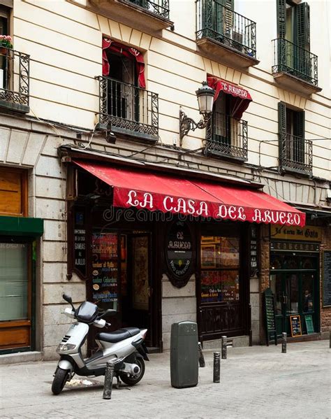 Typical Spanish Cafe In Madrid Editorial Photo - Image: 32631466