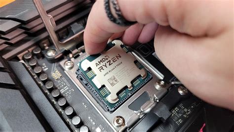 How to Install a CPU | Tom's Hardware