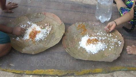 potravolli | dry leaves dinner plates | Joegoauk Goa | Flickr