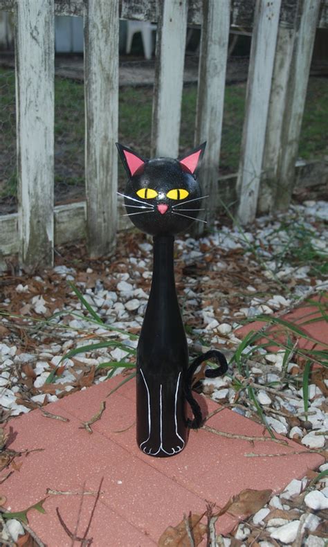 Items similar to Wine Bottle Cat on Etsy