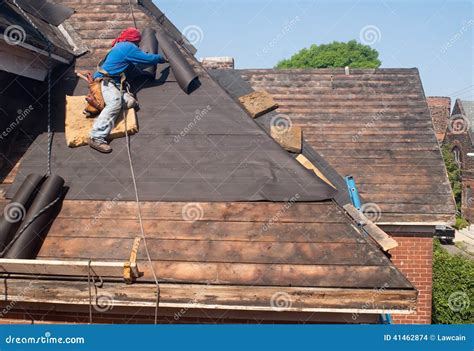 Roof Repair Stock Photo - Image: 41462874