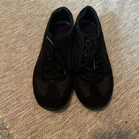 Skechers black memory foam shoes Size 8.5 - Depop