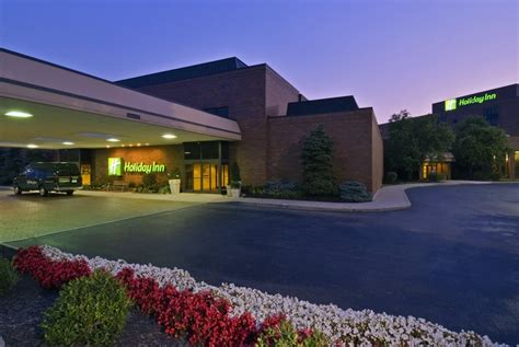 Holiday Inn Cincinnati Airport - 33 Photos & 41 Reviews - Hotels - 1717 Airport Exchange Blvd ...