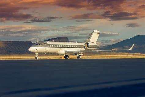 Global Express Gallery - Exteriors