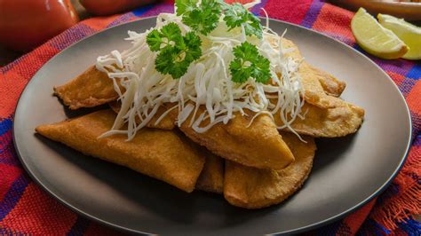 Pastelitos Salvadoreños - Your Guide + Recipe