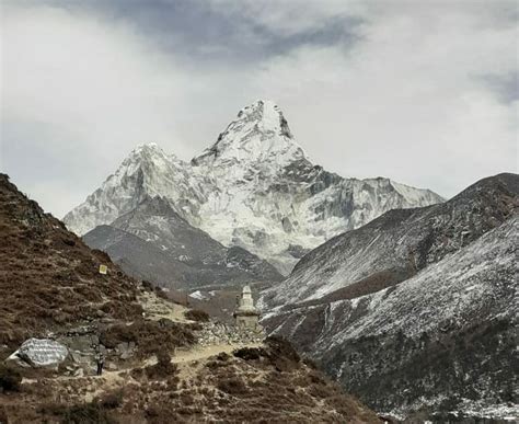 Hiking Mount Everest Nepal - Happyland Treks Pvt Ltd