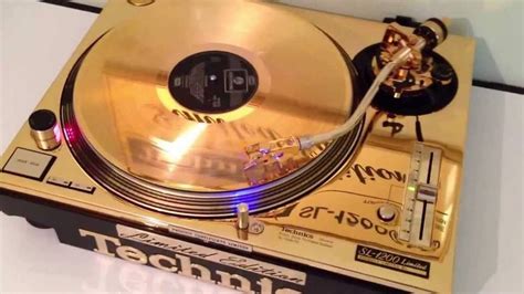 Technics SL-1200 Limited Edition in GOLD. | Technics turntables ...