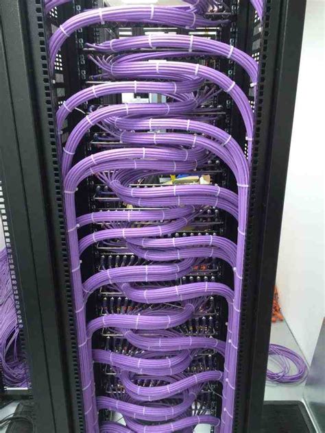 31 Proper Cable Management Photos That Will Make Telecom Guys Satisfied