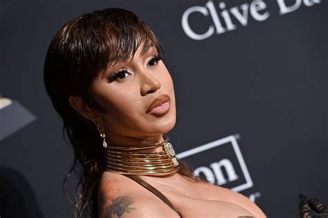 Cardi B's Mullet Hairstyle at Pre-Grammy Gala 2023 | POPSUGAR Beauty UK Photo 4