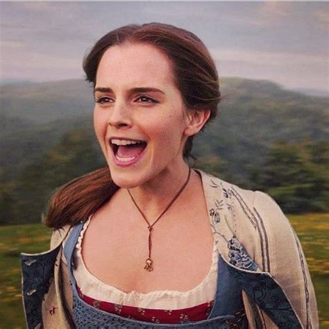Emma Waston as Belle Beauty and the Beast 2017 | Emma watson beautiful, Beauty and the beast ...