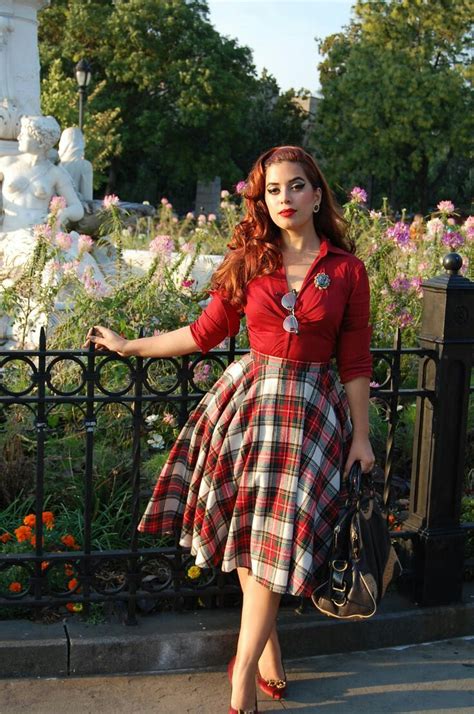 Outfit con enaguas. muy al estilo pin up | Pin Up | Модные стили, Богемная одежда и Мода 1950 х