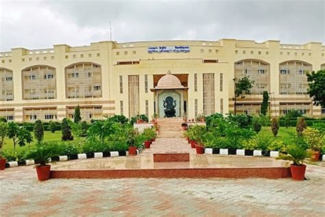 Central University of Rajasthan Ajmer B.Sc Review by Student - Amit ...