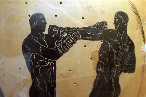 Ancient Greek Sports: boxing. Black-figured Panathenaic prize amphora, 336/5 BC. | Ancient greek ...