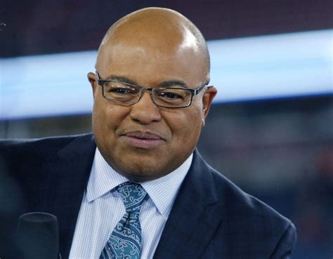 Mike Tirico replacing Dan Patrick on NBC's 'Football Night in America ...