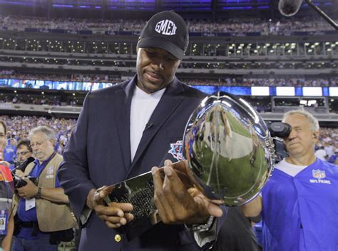 Michael Strahan, Bill Parcells named finalists for Pro Football Hall of ...